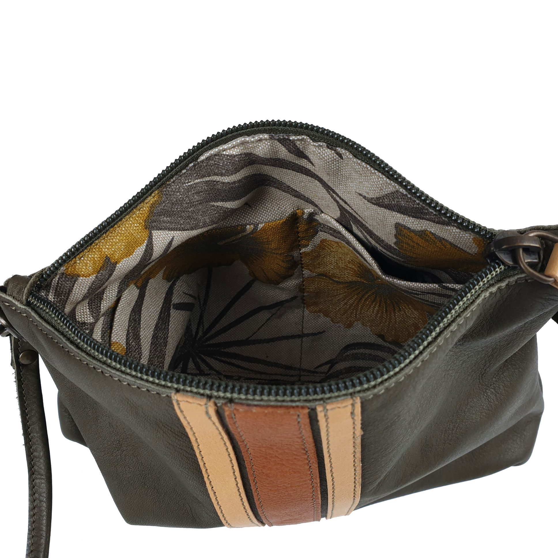 mireille-daelman-handmade-leather-bags-retro-stripes-kate-olijfgroen-oker-3